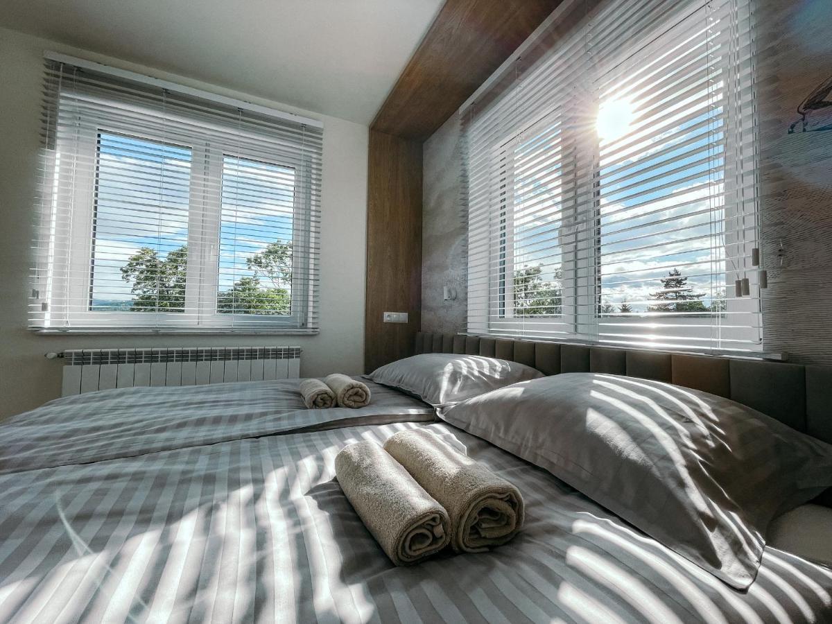 Apartment Penthouse Sloneczna Rapsodia - Blisko Parku Zdrojowego - Duzy Taras Na Dachu - Piekny Widok - Winda - Garaz *