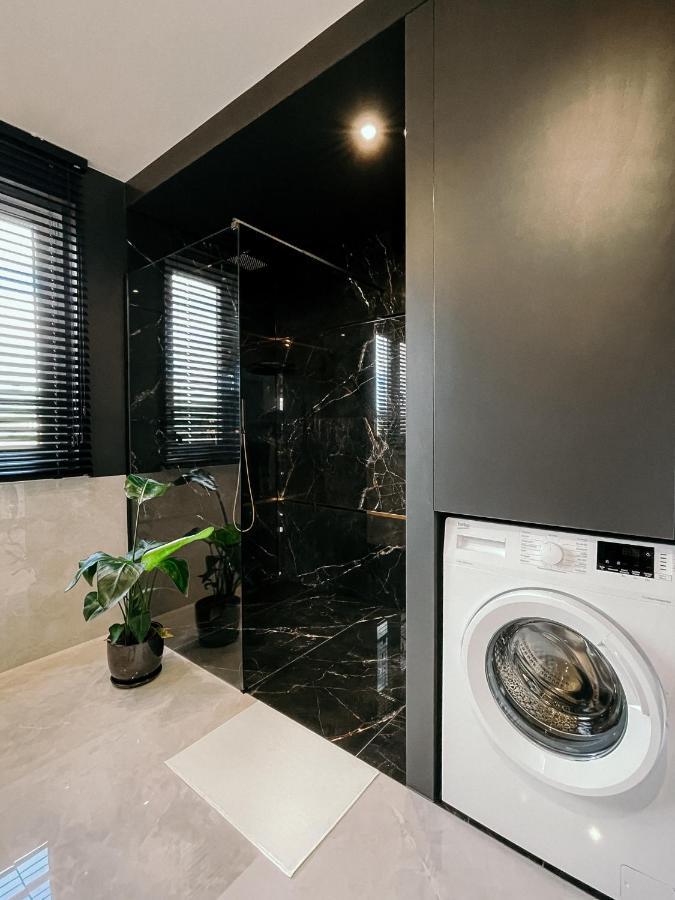 Apartment Penthouse Sloneczna Rapsodia - Blisko Parku Zdrojowego - Duzy Taras Na Dachu - Piekny Widok - Winda - Garaz *